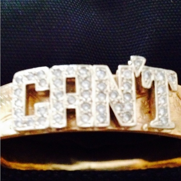 Meet your posher 🤟🏼 - Picture 2 of 13